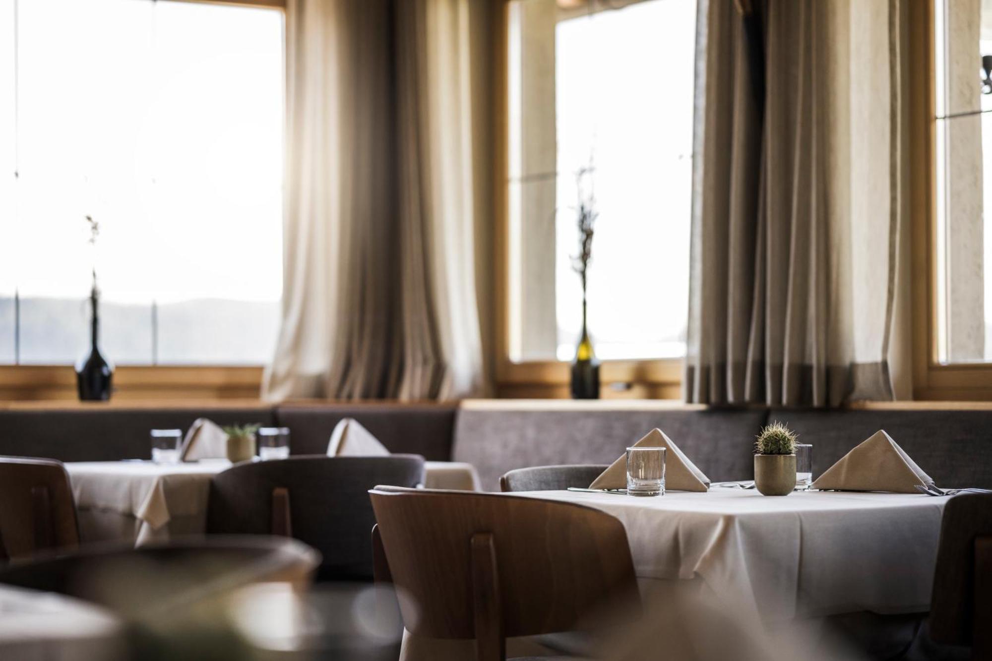 Gfell Hotell Fiè Eksteriør bilde